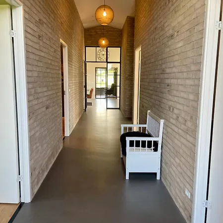 Moderne Bynaert Hus וילה הולסטברו